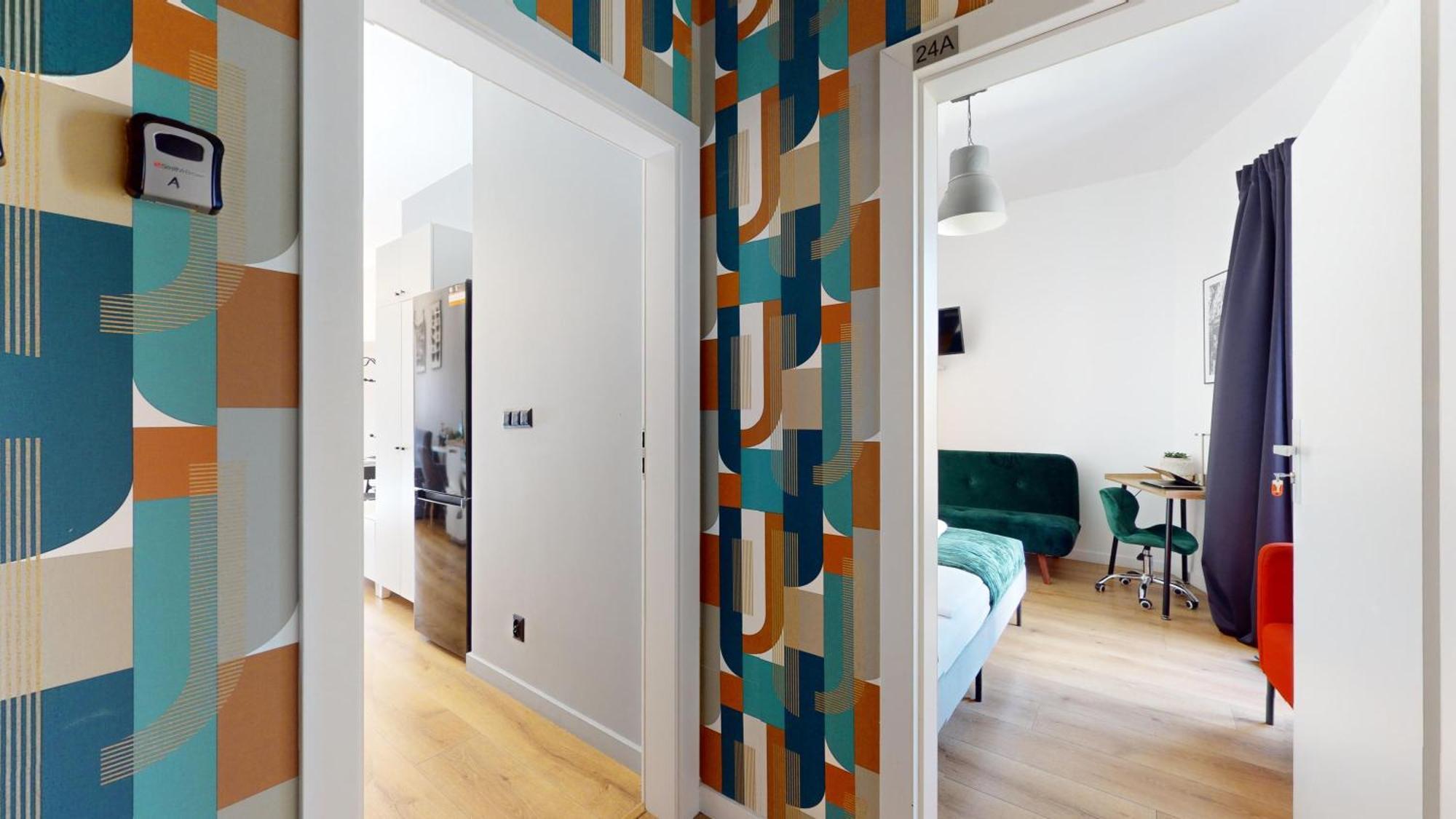 Family House Near The Market Square -Perfect For Family & Business Stays - Ksiecia Witolda Street 500 Steps To Market Square - 2 Bedrooms,2 Parking Places Wroclaw Bagian luar foto